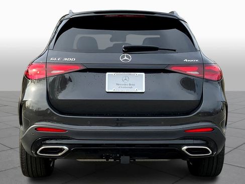 Used 2026 Mercedes-Benz GLC 300 4MATIC image 4