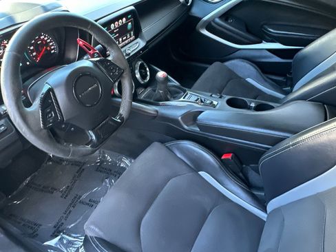 Used 2018 Chevrolet Camaro SS image 10