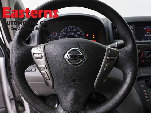 Used 2020 Nissan NV200 SV w/ Back Door Glass Package FWD image 10