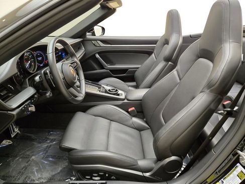 Used 2020 Porsche 911 Carrera S image 17