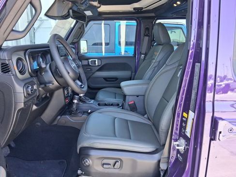 New 2026 Jeep Gladiator Mojave image 19