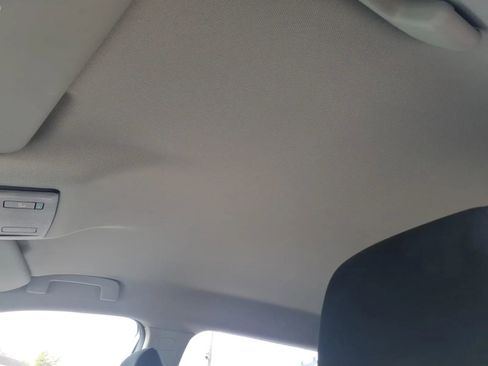 Used 2021 Nissan Rogue SV image 27