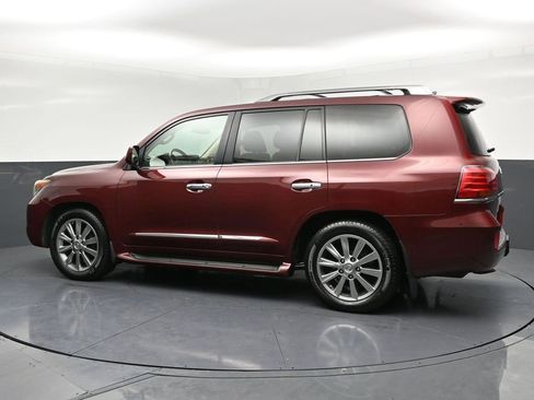 Used 2011 Lexus LX 570 4WD image 35