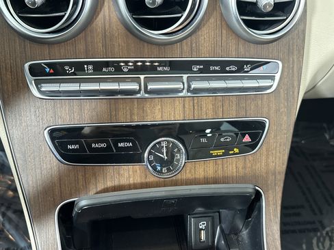 Certified 2020 Mercedes-Benz C 300 4MATIC Sedan image 22