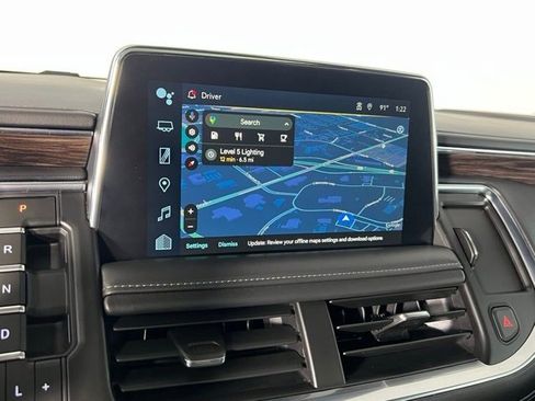 Used 2023 Chevrolet Tahoe Z71 w/ Luxury Package image 17