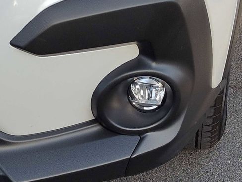 Used 2024 Subaru Crosstrek 2.0i Premium image 11