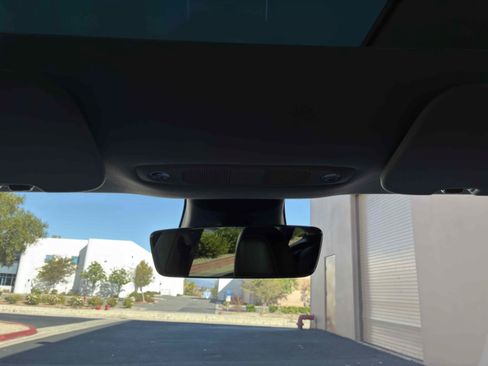 Used 2018 Tesla Model 3 Long Range RWD image 26