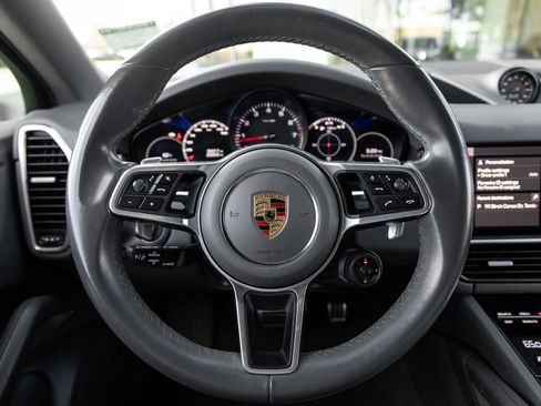 Certified 2021 Porsche Cayenne S image 13