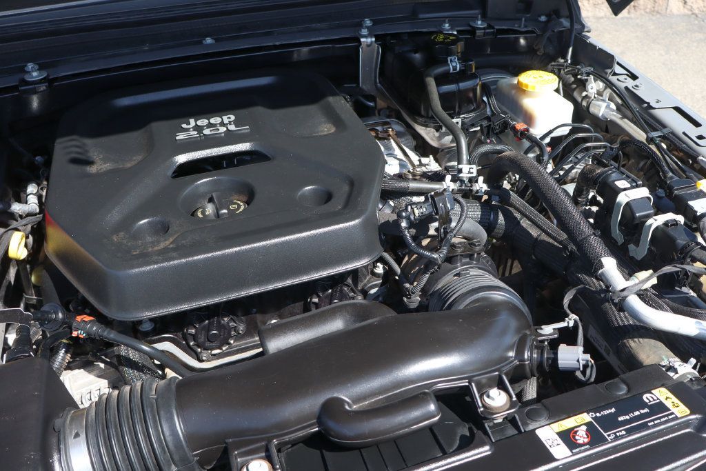 Used 2021 Jeep Wrangler Sport AWD/4WD image 13