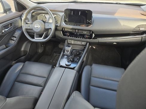 Used 2023 Nissan Rogue SL w/ SL Premium Package image 21