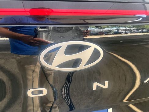 Certified 2025 Hyundai Kona SEL FWD image 32