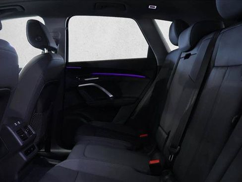 Certified 2025 Audi Q5 Premium w/ Convenience Package AWD/4WD image 23