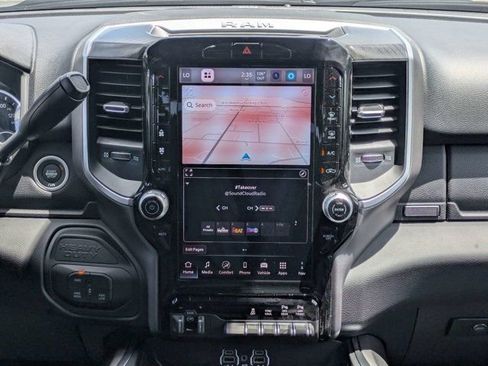New 2026 RAM 2500 Big Horn AWD/4WD image 17