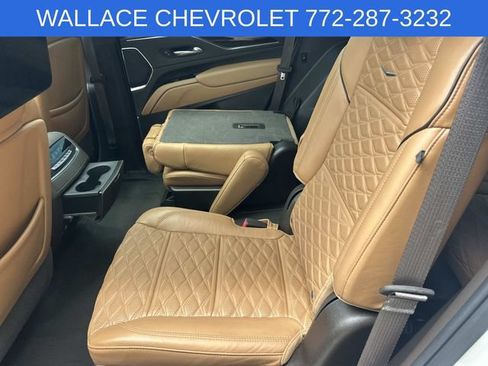 Used 2021 Cadillac Escalade Sport AWD/4WD image 14