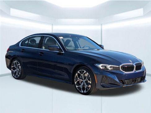 New 2026 BMW 330i Sedan RWD image 7