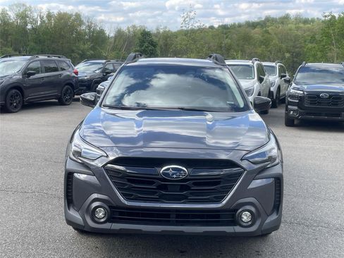 Certified 2025 Subaru Outback Onyx Edition AWD/4WD image 8