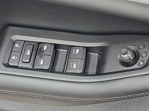 New 2026 Jeep Grand Cherokee Altitude image 28