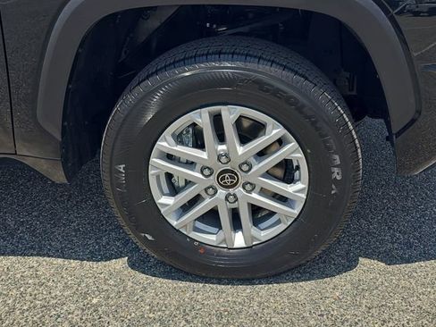 Used 2024 Toyota Tundra SR5 AWD/4WD image 11