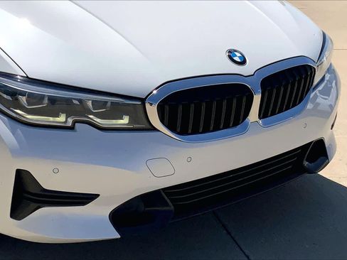 Used 2020 BMW 330i Sedan w/ Convenience Package image 30