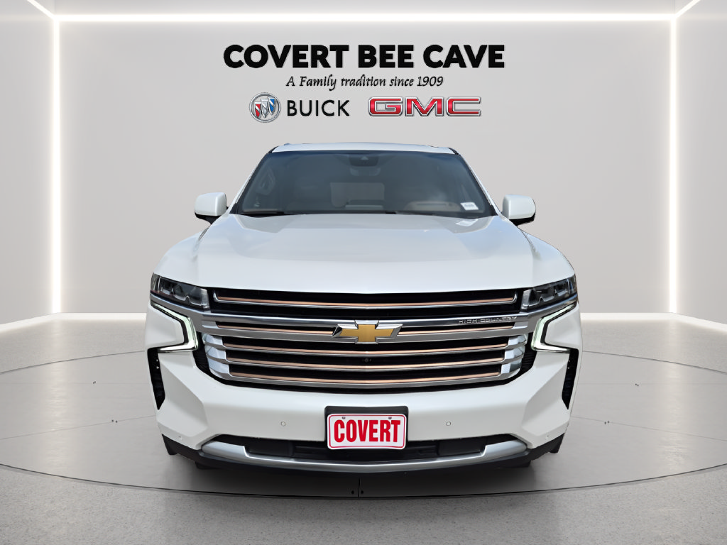 Used 2024 Chevrolet Tahoe High Country RWD image 2