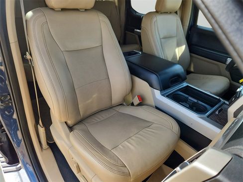 Used 2019 Ford F250 Lariat w/ Lariat Value Package image 14