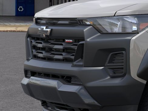 New 2026 Chevrolet Colorado Trail Boss AWD/4WD image 13