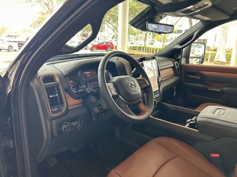 New 2023 RAM 3500 Limited image 6