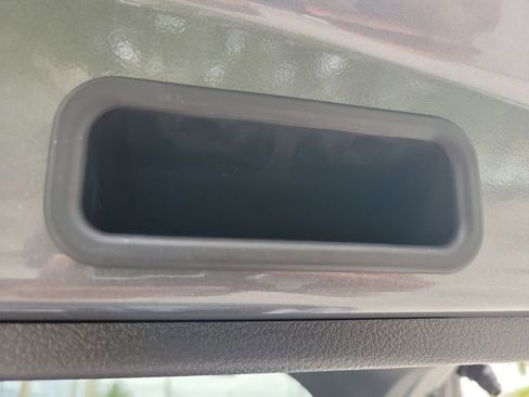 New 2026 Nissan Kicks SR FWD image 11