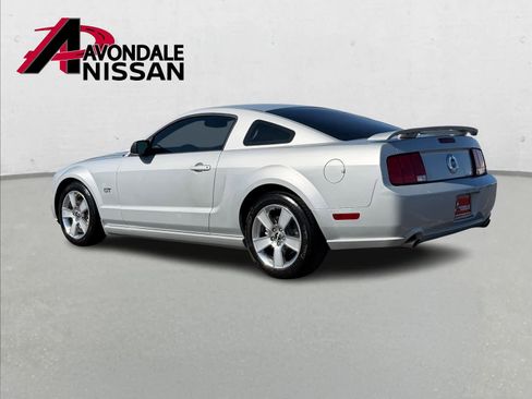 Used 2007 Ford Mustang GT RWD image 3