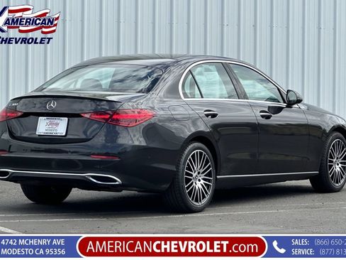 Used 2023 Mercedes-Benz C 300 Sedan image 4
