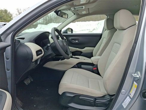 Used 2025 Honda HR-V LX image 14