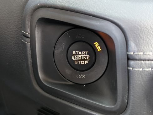 Used 2025 Jeep Wrangler Backcountry image 33