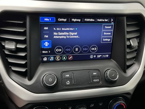 Certified 2023 GMC Acadia SLE w/ Driver Convenience Package image 20