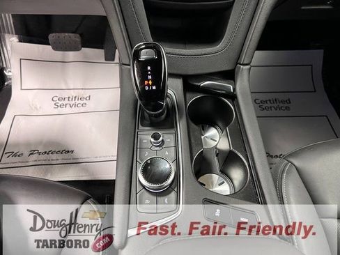 Used 2025 Cadillac XT6 Premium Luxury image 55