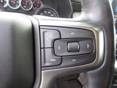 Used 2021 Chevrolet Tahoe Z71 AWD/4WD image 32