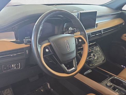 Used 2022 Lincoln Corsair Reserve w/ Equipment Group 201A AWD/4WD image 16