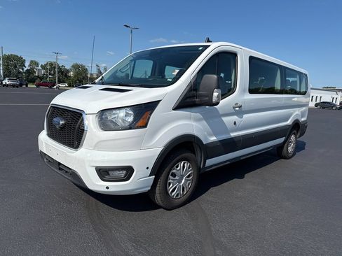 Used 2024 Ford Transit 350 XLT RWD image 4