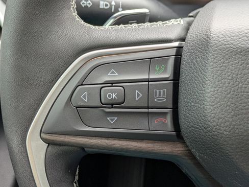 New 2025 Jeep Grand Cherokee L Limited w/ Luxury Tech Group II AWD/4WD image 28