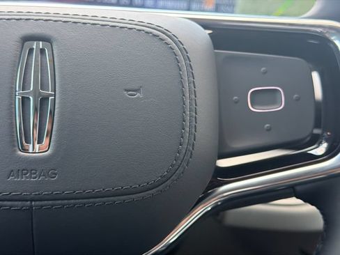 New 2026 Lincoln Nautilus Reserve AWD/4WD image 30