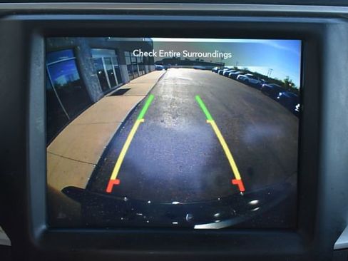 Used 2021 RAM 1500 Classic SLT w/ Electronics Convenience Group AWD/4WD image 28