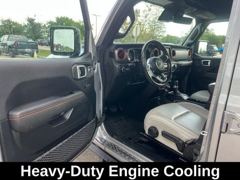 Used 2021 Jeep Gladiator Mojave w/ Dual Top Group AWD/4WD image 22