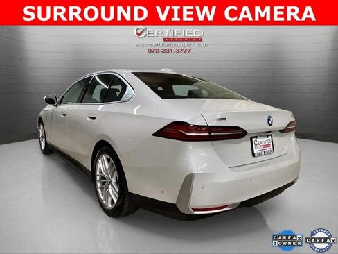 Used 2025 BMW 530i xDrive image 4
