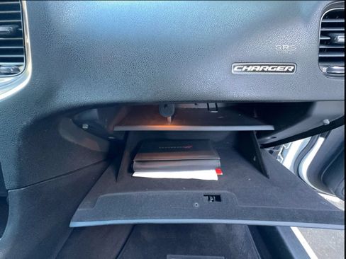 Used 2017 Dodge Charger SXT w/ Blacktop Package RWD image 37