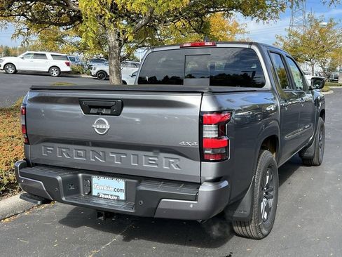 New 2026 Nissan Frontier SV w/ Tow Package AWD/4WD image 6