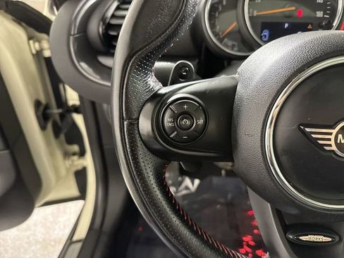 Used 2019 MINI Cooper Clubman S image 12