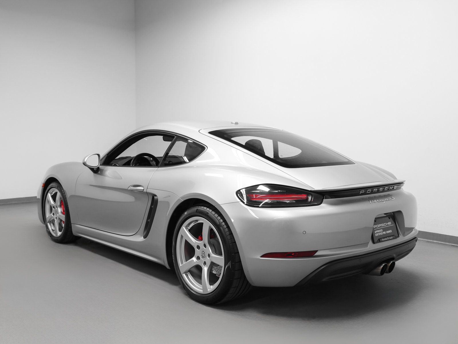Certified 2021 Porsche 718 Cayman S RWD image 3