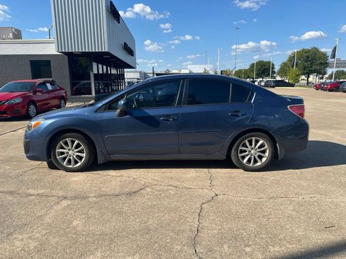 Used 2012 Subaru Impreza 2.0i Premium AWD/4WD image 3