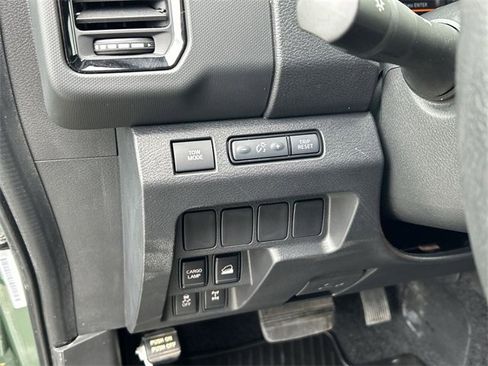 Certified 2024 Nissan Frontier PRO-4X w/ Off-Road Protection Package image 17