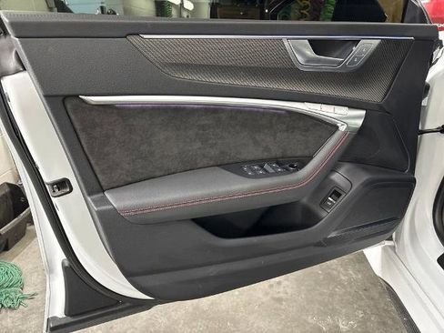 Used 2021 Audi RS 7 Sportback w/ Carbon Optic Package AWD/4WD image 12