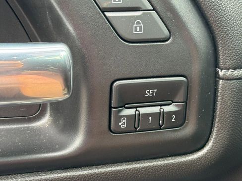 Used 2022 Chevrolet Silverado 2500 High Country AWD/4WD image 19